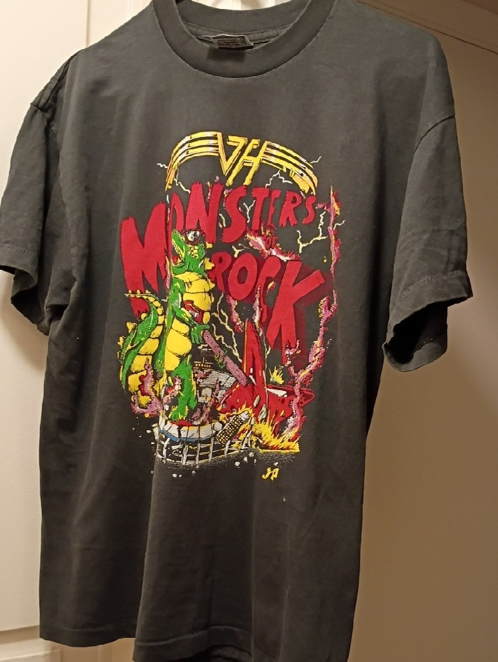 Van Halen Monsters Of Rock Tour Shirt 1988 Hanes Tag  T-Shirt Vintage Two Sided